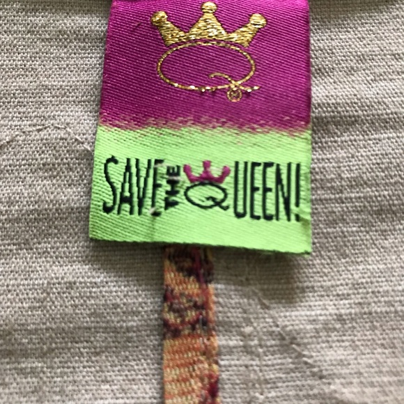 Festive suede and fabric jacket “fit for a queen”. - Picture 4 of 5